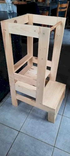 Tour d'observation enfant.