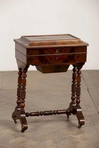 Travailleuse acajou XIXème