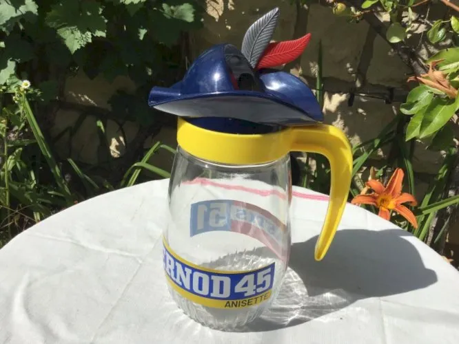 Très beau pichet Pastis 51 Pernod.. No Ricard.. Pichet collector carafe TBE