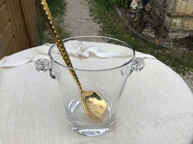 Très beau Seau à glace cristal et sa cuillère vermeil