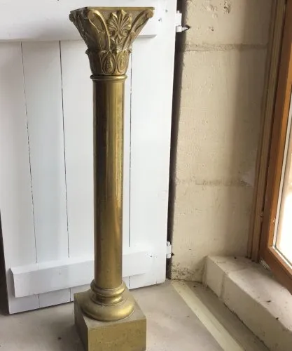Tres belle colonne bronze Doré Decor Corynthien hauteur 94 cm