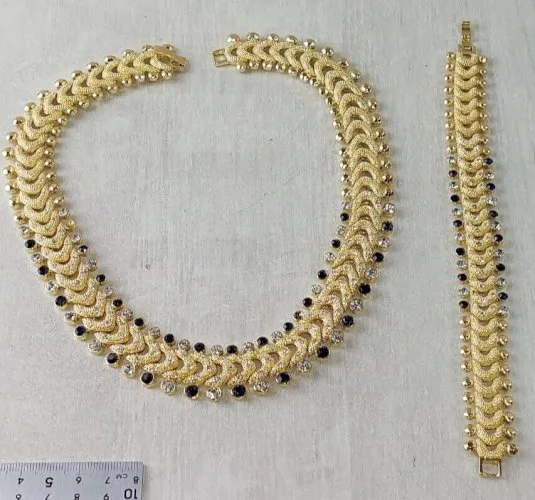 Très belle parure, collier, bracelet, en métal doré, vintage