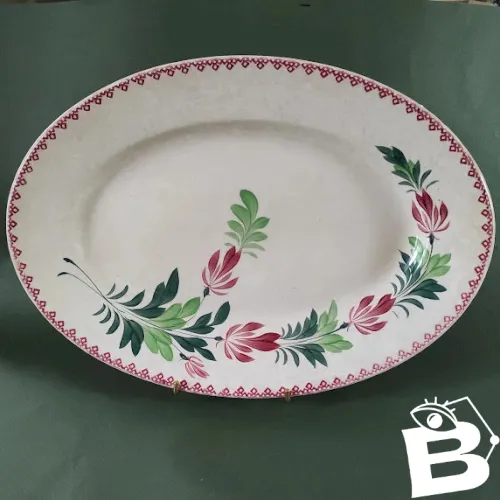 Très grand plat ovale en Terre de fer