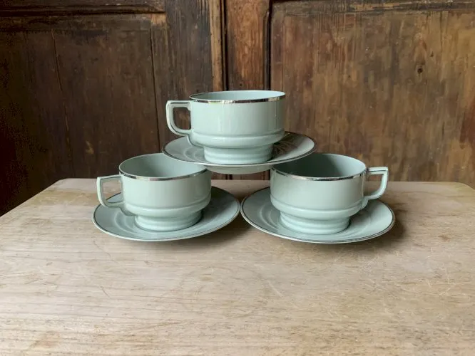 Trois tasses à café avec soucoupes Art Deco 1930 Epiag