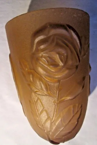 tulipe Art Déco en verre moulé marron, sculptée de roses avec feuilles