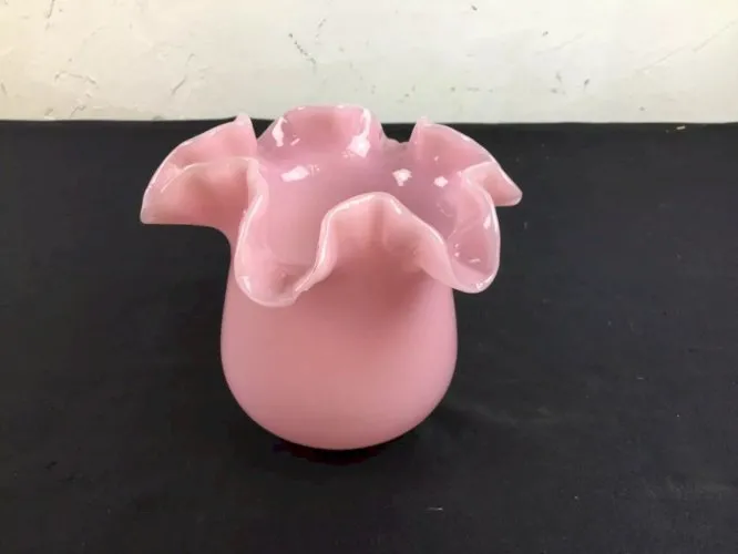 Tulipe de LAMPE à PETROLE DECOR opaline rose Clichy