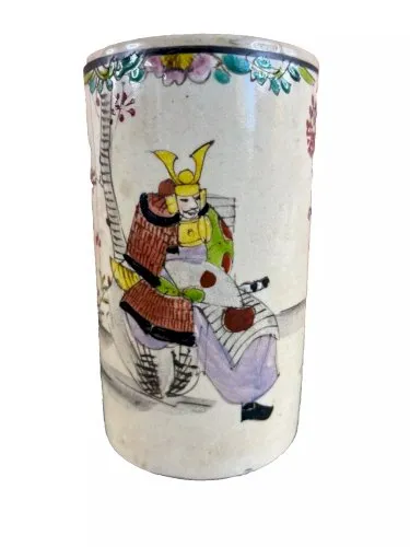 Vase rouleau en céramique de Satsuma – Décor de Samouraïs