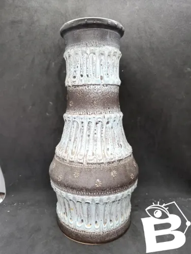 vase vintage année 50-70 travaille allemand? en bon etat