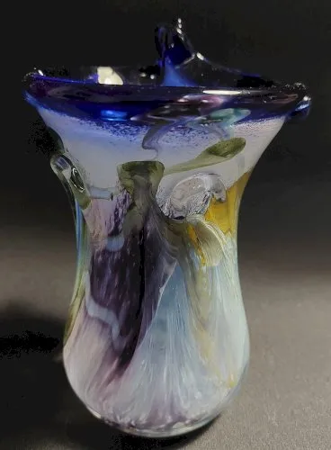 Vase vintage en verre soufflé verrerie d'art Maure Vieil XXème