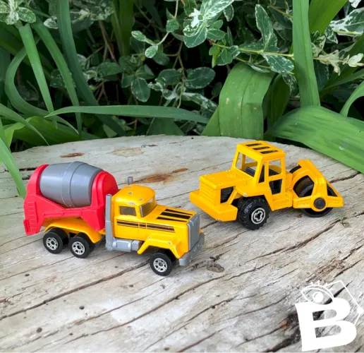 Véhicules de chantier Majorette