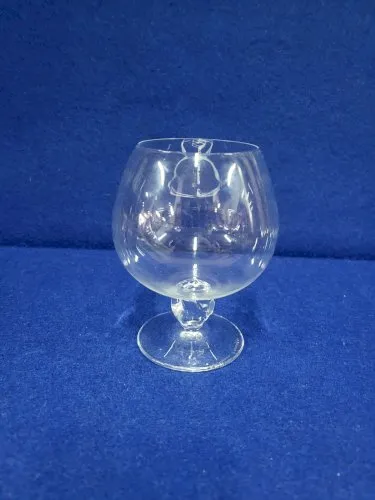 VERRE A COGNAC EN CRISTAL DAUM FRANCE