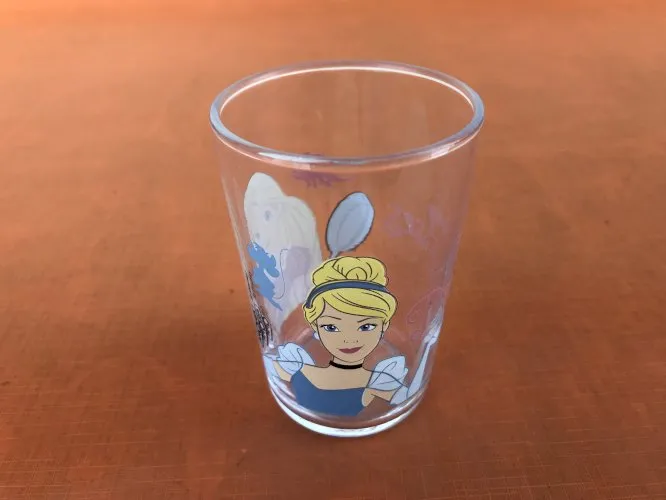 Verre décoré " collector " Disney Princesses Amora
