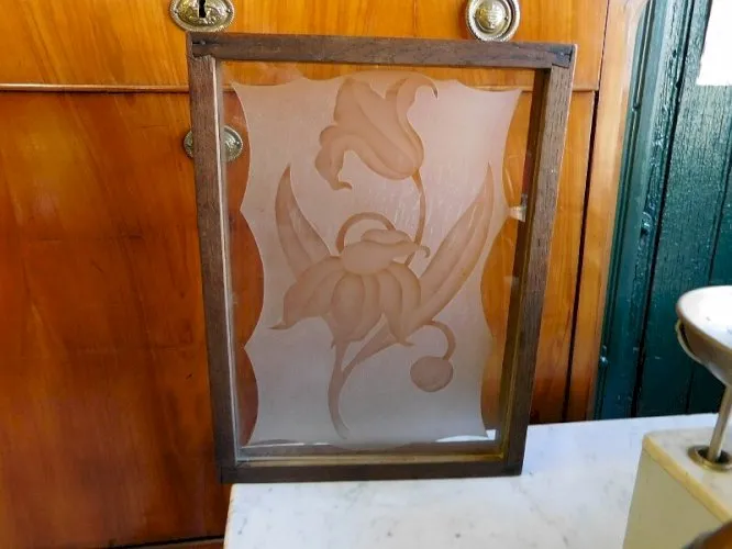 VERRE GRAVE "LRF" ENCADRE