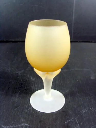 Verre Pâte de Verre Jaune à Piédouche Blanc, Iran, Signé, H - 11 cm TBE