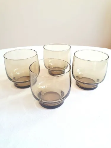 Verres fumés vintage