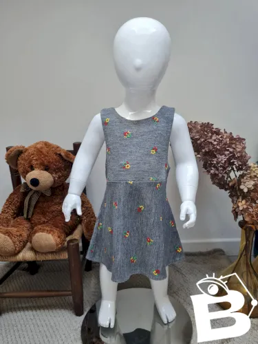 vêtement fille vintage 2 Ans - années 70 - robe grise à fleurs