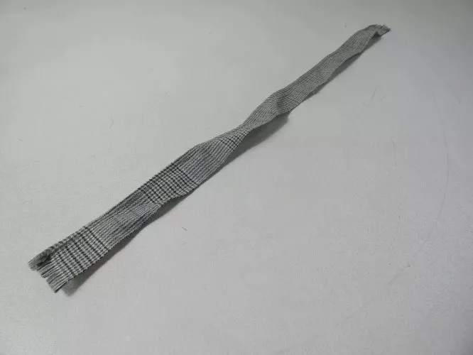 Vêtement pour poupée Cathie de Bella écharpe