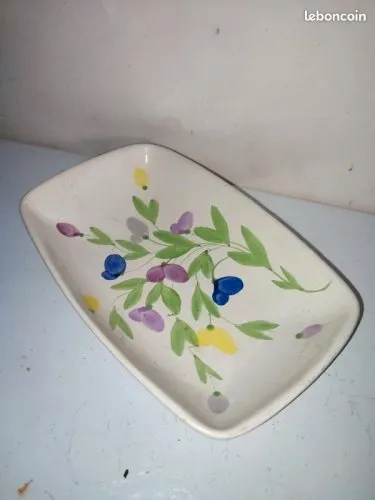 Vide poche st clement à decor floral en bon etat (made in chiner)