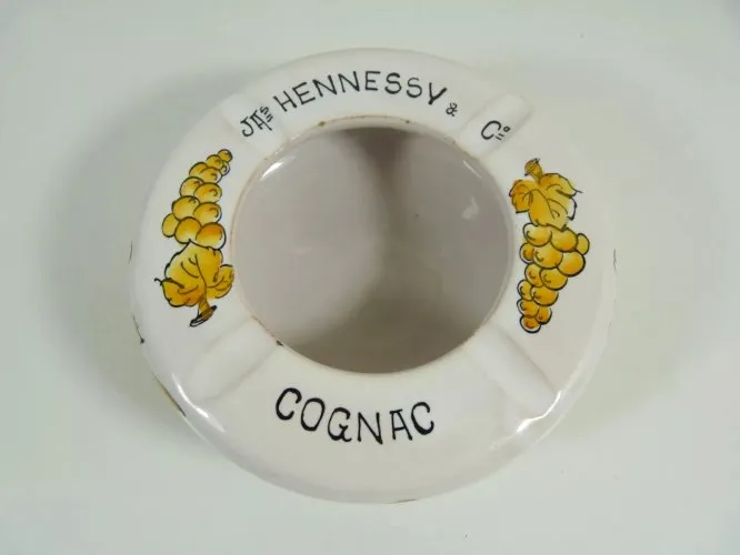 Vintage cendrier publicitaire faïence Angoulême, vignes, signé Alfred Renoleau