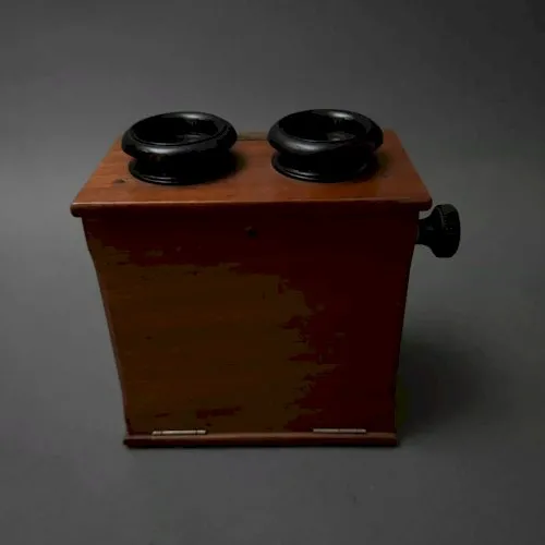 Visionneuse stéréoscopique Planox en bois M3430