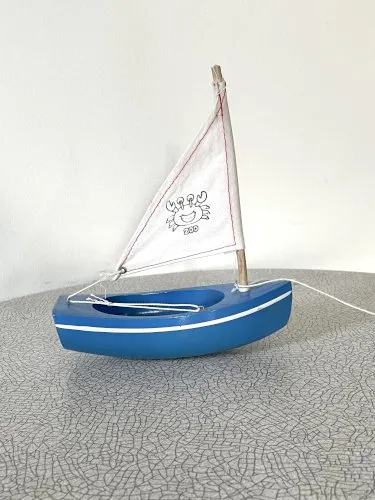 Voilier de bassin Tirot 200 en bois