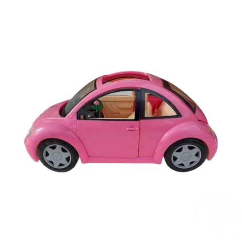 Voiture coccinelle Barbie