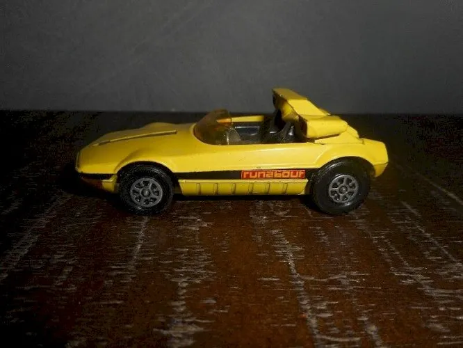 VOITURE CORGI TOYS BERTONE RUNABOUT BARCHETTA N° 25
