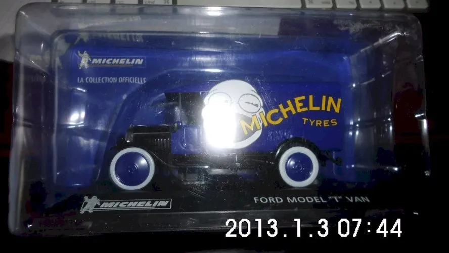 Voiture michelin - ford model "T" van -blister neuf