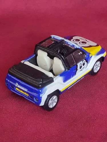 Voiture miniature aixam-méga michelin