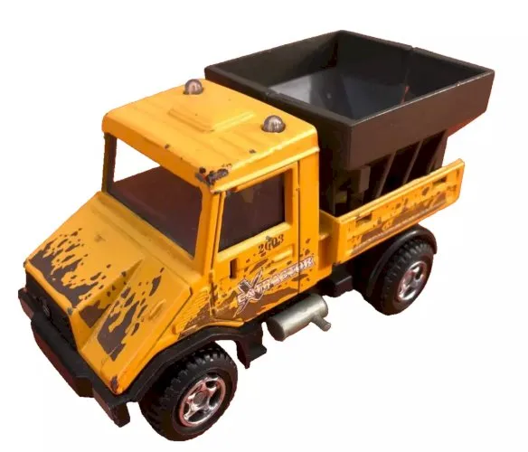 Voiture miniature Mercedes Unimog Extractor Majorette