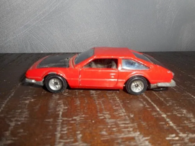 VOITURE POLITOYS M25 LAMBORGHINI JARAMA BERTONE 1/43 N°21