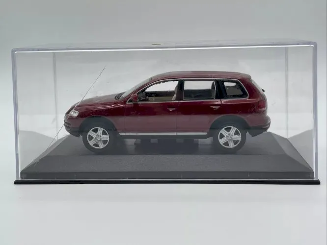 Volkswagen Touareg V10 TDI 1/43 Minichamps