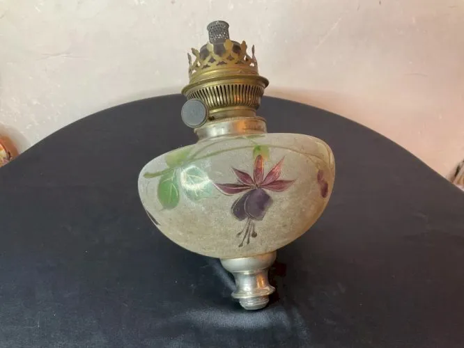 yd LAMPES A PETROLE, GROSSE TOUPIES DE PIANO réservoir décor givré