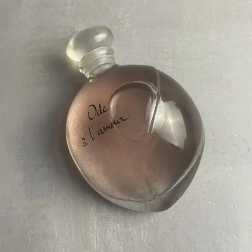 YR YVES ROCHER eau de toilette EDT : Ode à l'amour 30ml plein