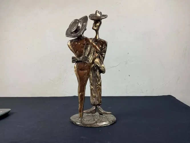 Yves Lohe sculpture en bronze le couple de faces